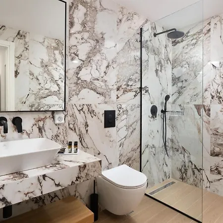 The 12th فندق Rhodes City