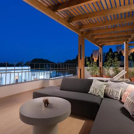 فندق The 12th 3*