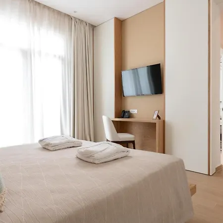 فندق The 12th 3*