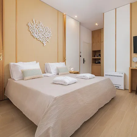 The 12th Ξενοδοχείο