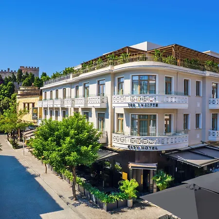 Hotel The 12th 3*